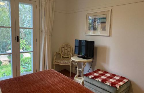 Fish Creek Cama Y Desayuno | Aashay Country Stay