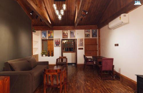 Landour Hotel | Aasmaani Cottage - 2 BHK Family Deluxe Cottage
