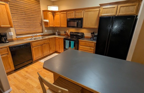 Redmond Casa | Aazure Like It - Eagle Crest Resort, Fun & Relaxation Headquarters