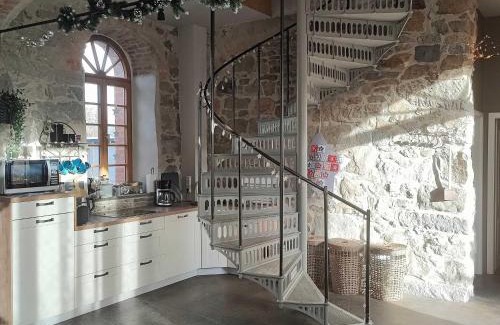 Buhlau Apartamento | Ab 1 Pers HexenburgbeiDresden Ausgebauter Pferdestall, Kamin, Terrasse und Faßsauna, Nähe Sächsische Schweiz Dresden