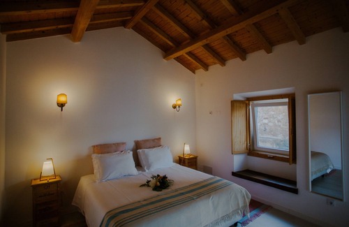 Alenquer Cama Y Desayuno | Aba da Serra, Rural Tourism, with breakfast, garden and swimming pool.