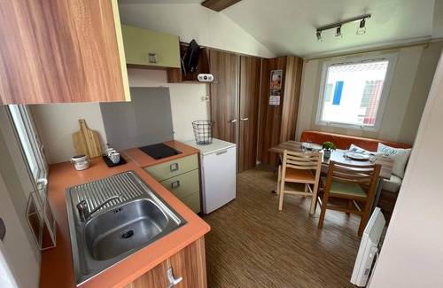 Novalaise Casa | Abaya-Bungalow-Family-Ensuite with Shower-Lake view
