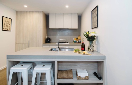 Abbotsford Apartamento | Abbotsford Abode With Pool, Parking & Gym