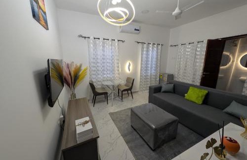 Nungua Apartamento | Abby and Gayle Rental Apartments