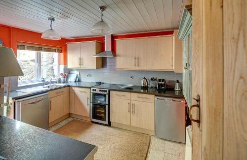 Garn Fadryn Casa | Aberdaron Cottage 2 Bryn Chwilog
