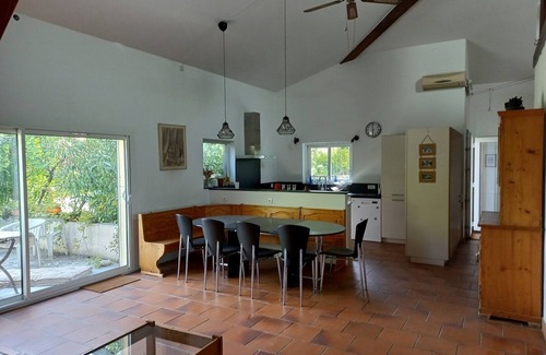Esplas Casa | Abgeschiedens Haus mit Aussicht auf die Pyrenäen. Geeignet für Familien