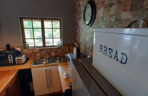 Montagu Casa | Abigails Garden Cottage