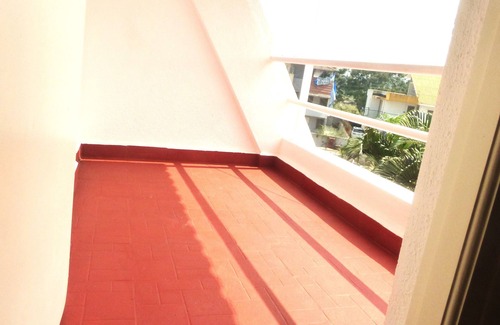 Lonavala Villa | Abode Pool, Golf & Fun Villa 2BHK Close to main market. Suitable for 8 Guests