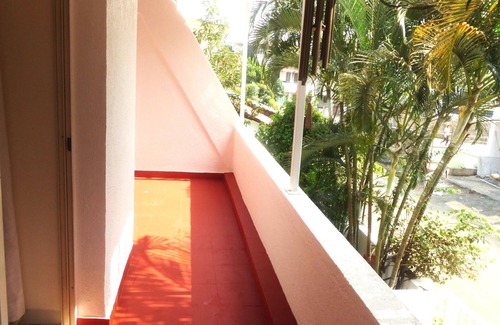 Lonavala Villa | Abode Pool, Golf & Fun Villa 2BHK Close to main market. Suitable for 8 Guests