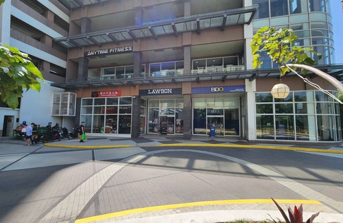Paco Condominio | Abode @The Radiance Manila Bay. Your home away from home.