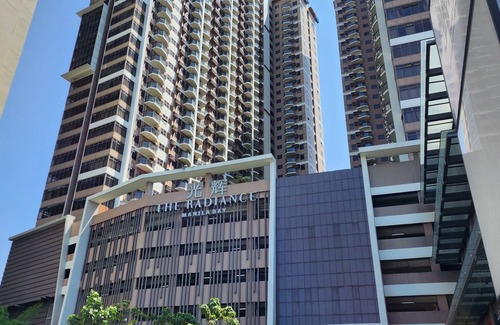 Paco Condominio | Abode @The Radiance Manila Bay. Make your stay feel like home.