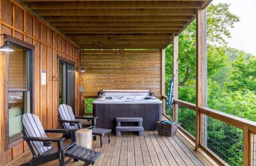 Boone Casa | Above and Beyond