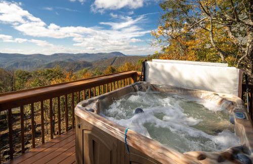 West Jefferson Casa | Above The Clouds