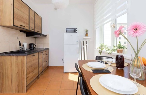 Srodmiescie Apartamento | Abrahama 58 | Stylish Apartment | 1 Bedroom
