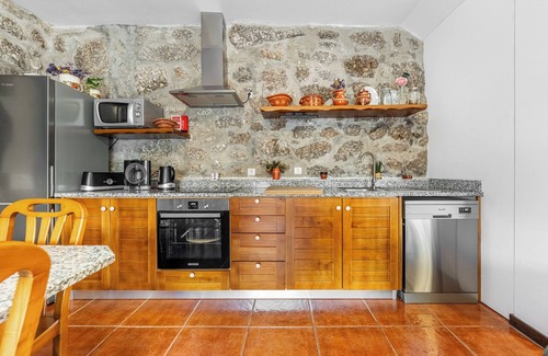Rio Caldo Cabaña | Abrigo do Gerês - Cozy Mountain House with Breathtaking Views