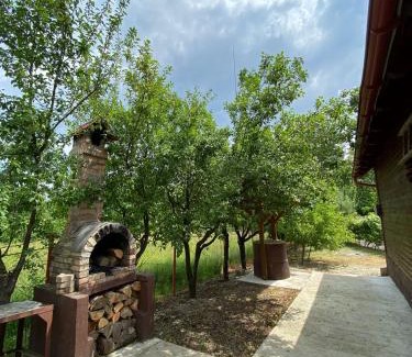 Recea Casa | AB’s rustic cabin