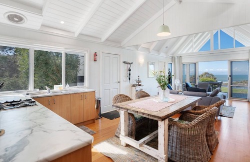 Tarwin Lower Cabaña | Absolute Beach Frontage Self Contained Cottages Fully equipped for your holiday