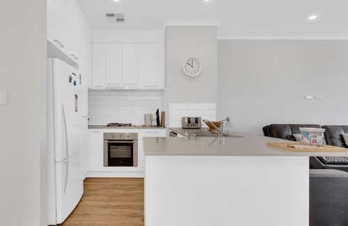 Semaphore Casa | Absolute Beach Front Home With Sea Views