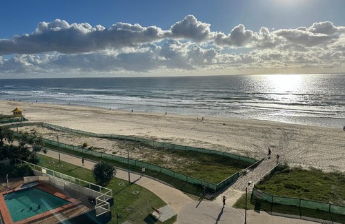 Surfers Paradise Apartamento | Absolute Beach Frontage Two Bedroom