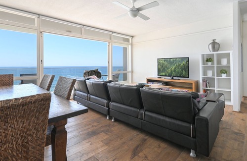 Collaroy Beach Apartamento | Absolute Beachfront @ Collaroy