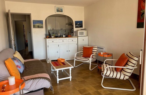 Sanary-sur-Mer Apartamento | Absolute comfort in Sanary, l'appart de la mer, all on foot, air conditioning and garage