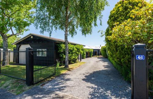 Waitahanui Casa | Absolute Lakefront