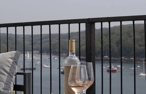Fowey Apartamento | Absolute Luxury and Calm in Marners Rock No 3 With Superb Sea Views