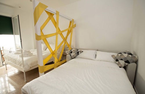 Mugnano di Napoli Apartamento | Abstract Apartment M84