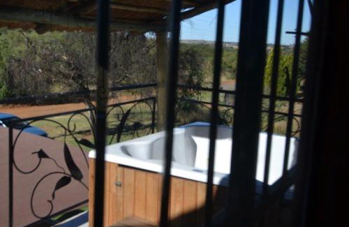 Vanderbijlpark Casa | abuntu guest house