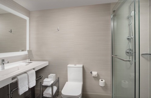 Lake Forest Hotel | AC Hotel by Marriott Lake Oswego