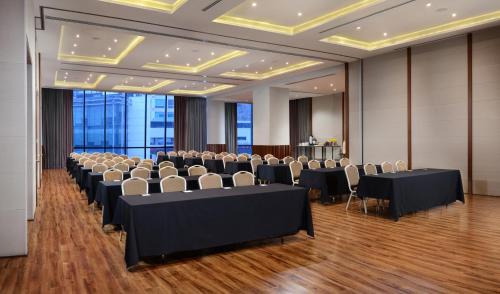 Lomas de Santa Fe Hotel | AC Hotel by Marriott Santa Fe