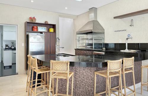 Enseada Casa | AC - Piscina - 1 Suite com banheiro - 200m do mar