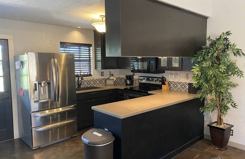 Wimberley Cabina | Acacia Cabin is our way of life in the Texas hill country.