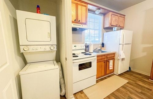 Brenham Casa | The Bluebonnet Bungalow Bleisure pet Friendly