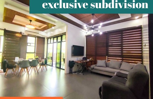 Angeles City Apartamento | Accessible 3-bedroom apartment with WiFi, AC, heater near Clark Mabalacat Gate