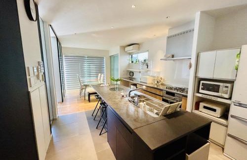 Hirakata Casa | Accessible Four-Bedroom House near Kuzuha Station!