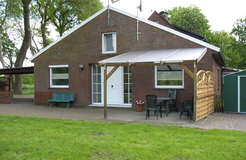 Papenburg Apartamento | Accesible recién renovado Apartment ****