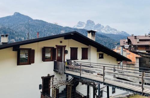 Vodo Cadore Apartamento | Accogliente attico vista Dolomiti