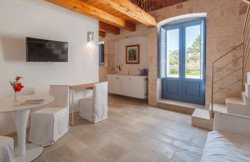 Impalata Casa | Accoglienti Trulli Immersi Nella Campagna, L'ideale per ci Cerca Tranquillità