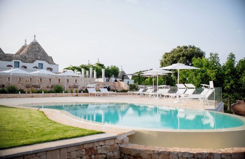 Impalata Casa | Accoglienti Trulli Immersi Nella Campagna, L'ideale per ci Cerca Tranquillità