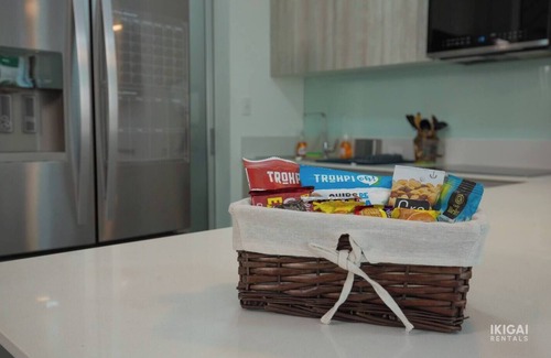 Ciudad Cariari Apartamento | Alojamiento en Cariari: 2 habs, cocina, sala, jardín, BBQ y piscina en casa club. ¡Reserva ya!