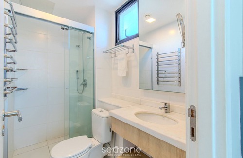 Caminho das Arvores Apartamento | Accommodation With Pool, Sauna, and gym in the Heart of Salvador - AAP