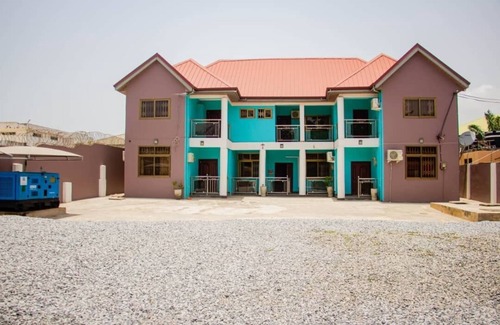 Ngleshi Amanfro Apartamento | Accra cosy homes : Beaches and West Hills Mall within reach
