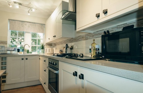 Tideswell Cabaña | Acer Holiday Cottage Tideswell village Buxton Peak District 2 habitaciones para 4 personas