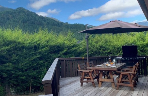 Hanmer Springs Casa | Acheron Chalet - Family and Pet Friendly