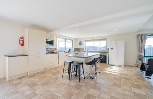 Te Anau Casa | Acheron Homestead - Te Anau Holiday Home