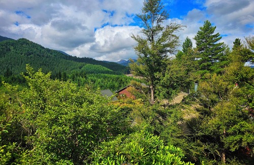Hanmer Springs Casa | Acheron House: Cosy chalet, breathtaking views, pets welcome!