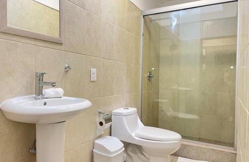 Financial District Apartamento | Acogedor Departamento en Planta Baja, Excelente Precio y Ubicación