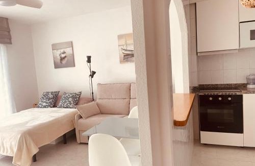 La Marina Apartamento | Acogedor estudio La Marina