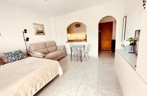 La Marina Apartamento | Acogedor estudio La Marina